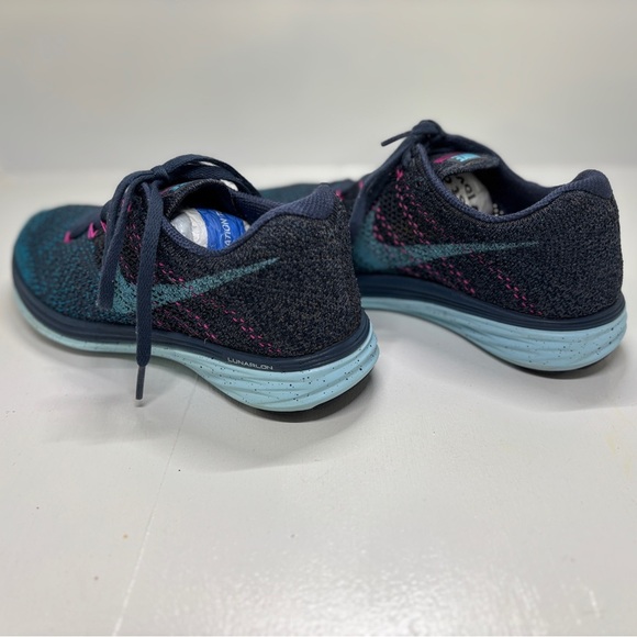 Women's Nike Flyknit Lunar 3 Blue and Pink Running shoes Size 7 - Picture 4 of 11